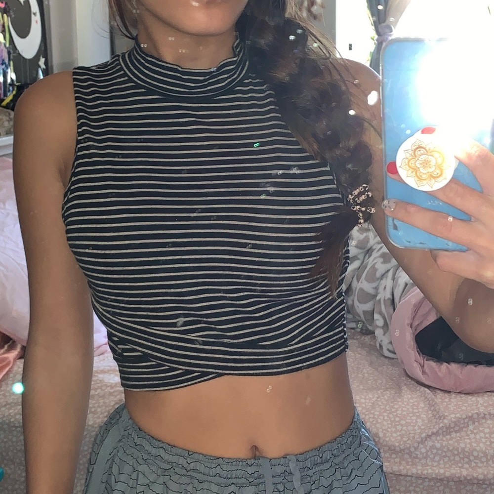 Stripped Crop Top